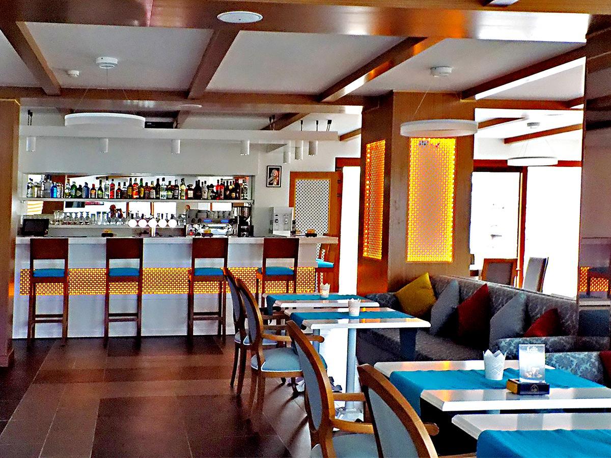Fly Lounge Alojamento de Acomodação e Pequeno-almoço